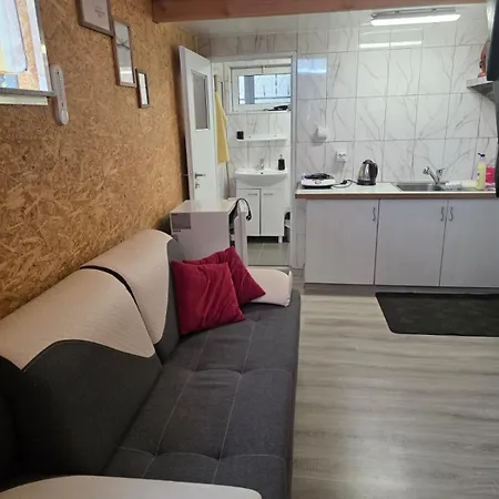 公寓 Cottage Caloroczne Jacuzzi