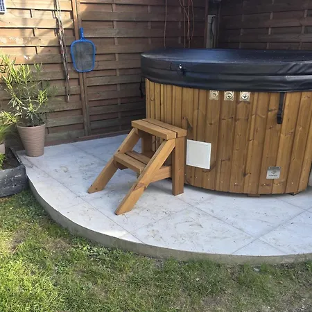 Cottage Caloroczne Jacuzzi 公寓 *